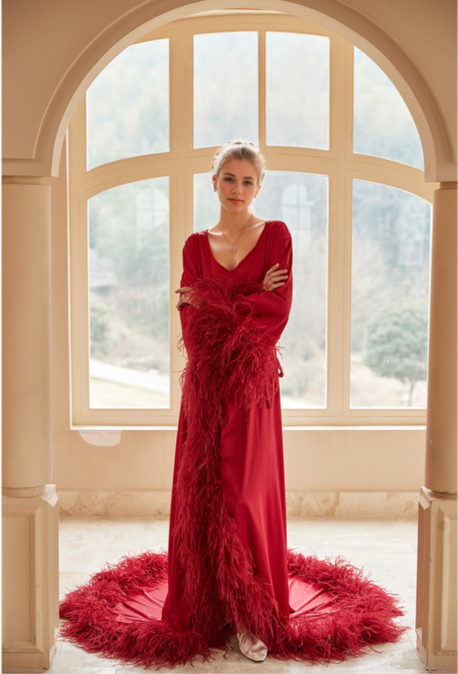 Luxury Thick Ostrich Feather Floor-Length Satin Robe with Train – Elegant Bridal Loungewear SelenaHuanStudio