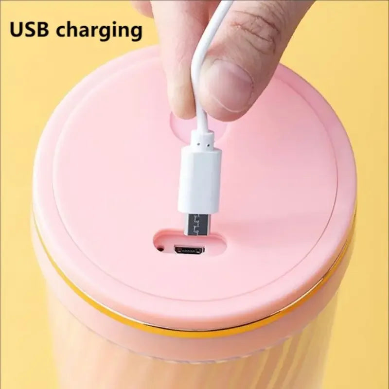 Tutti Fruity Travel Smoothie Blender With USB Luxlife Brands