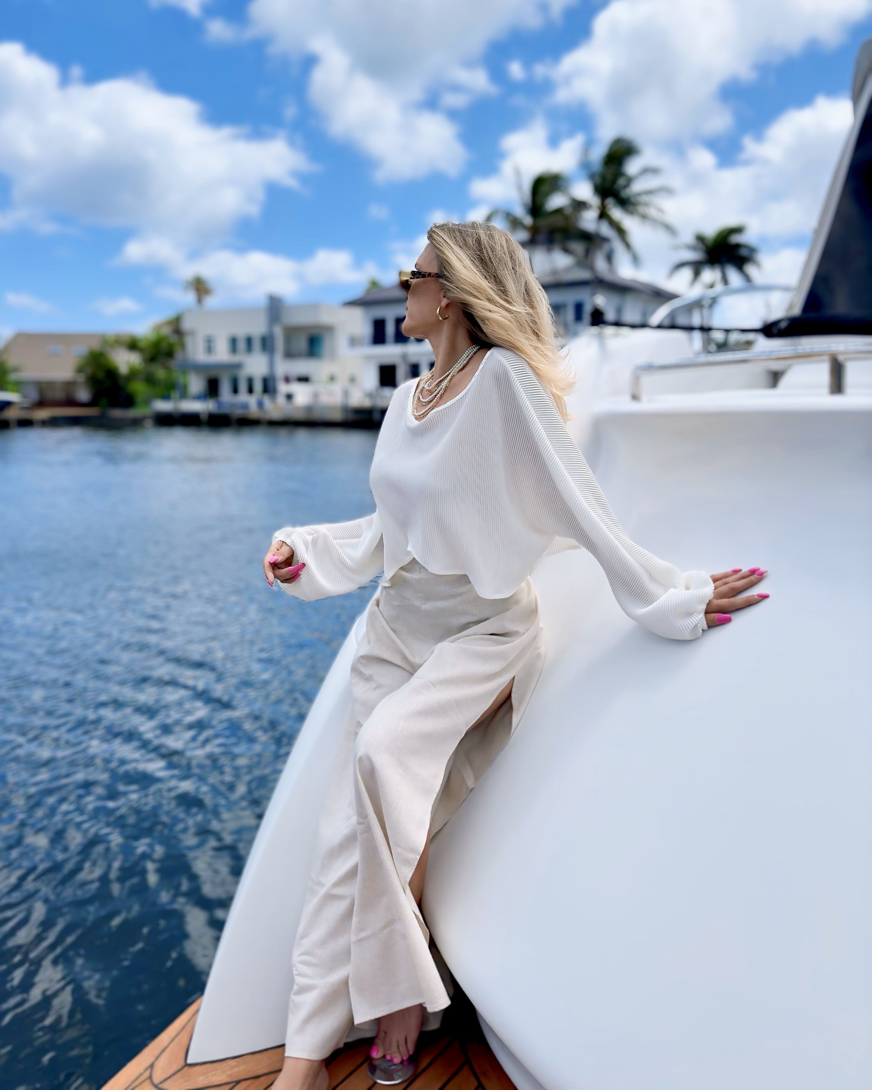 CREATOR-STUDIO LUXLIFE BRANDS