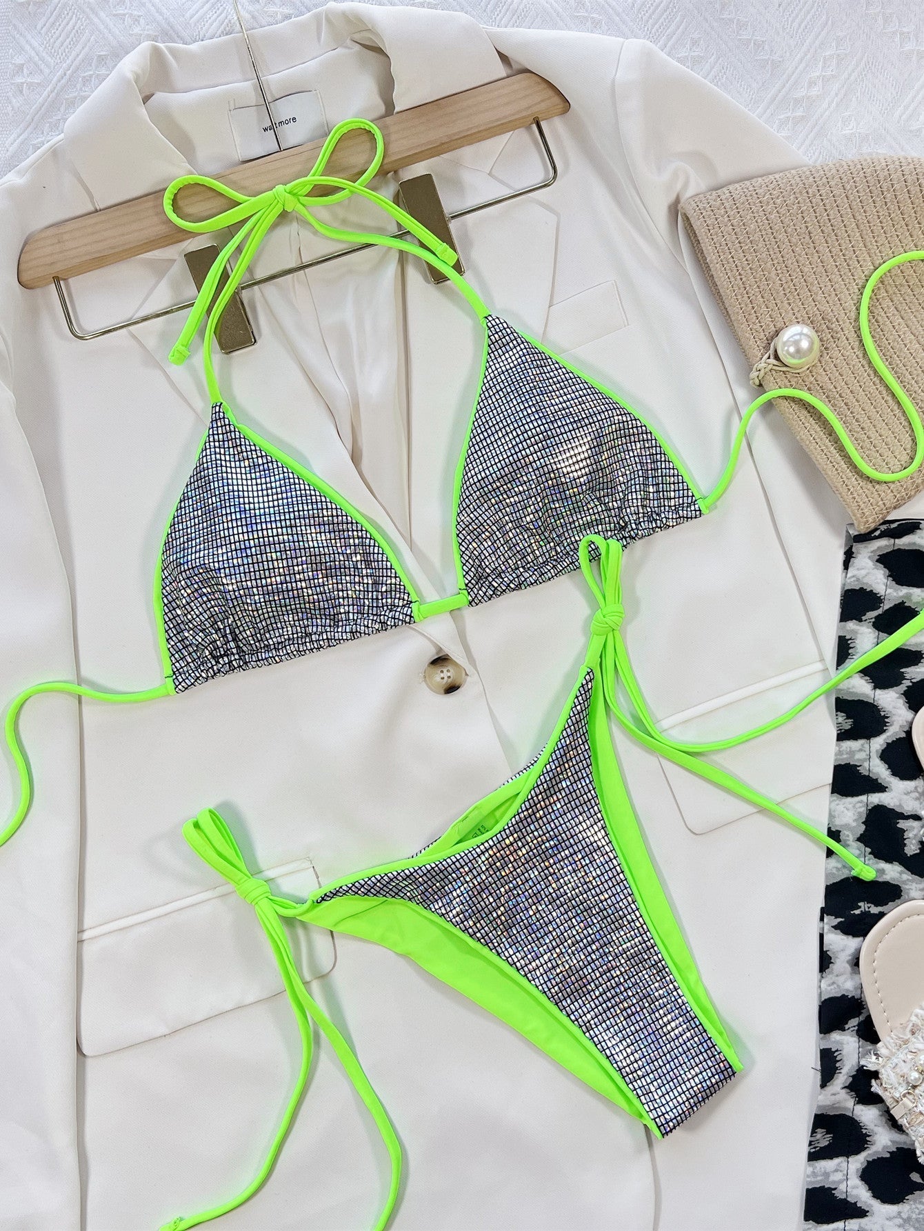 Women Sexy Split Swimsuit Bright Triangle Bag Bikini Bella Mia