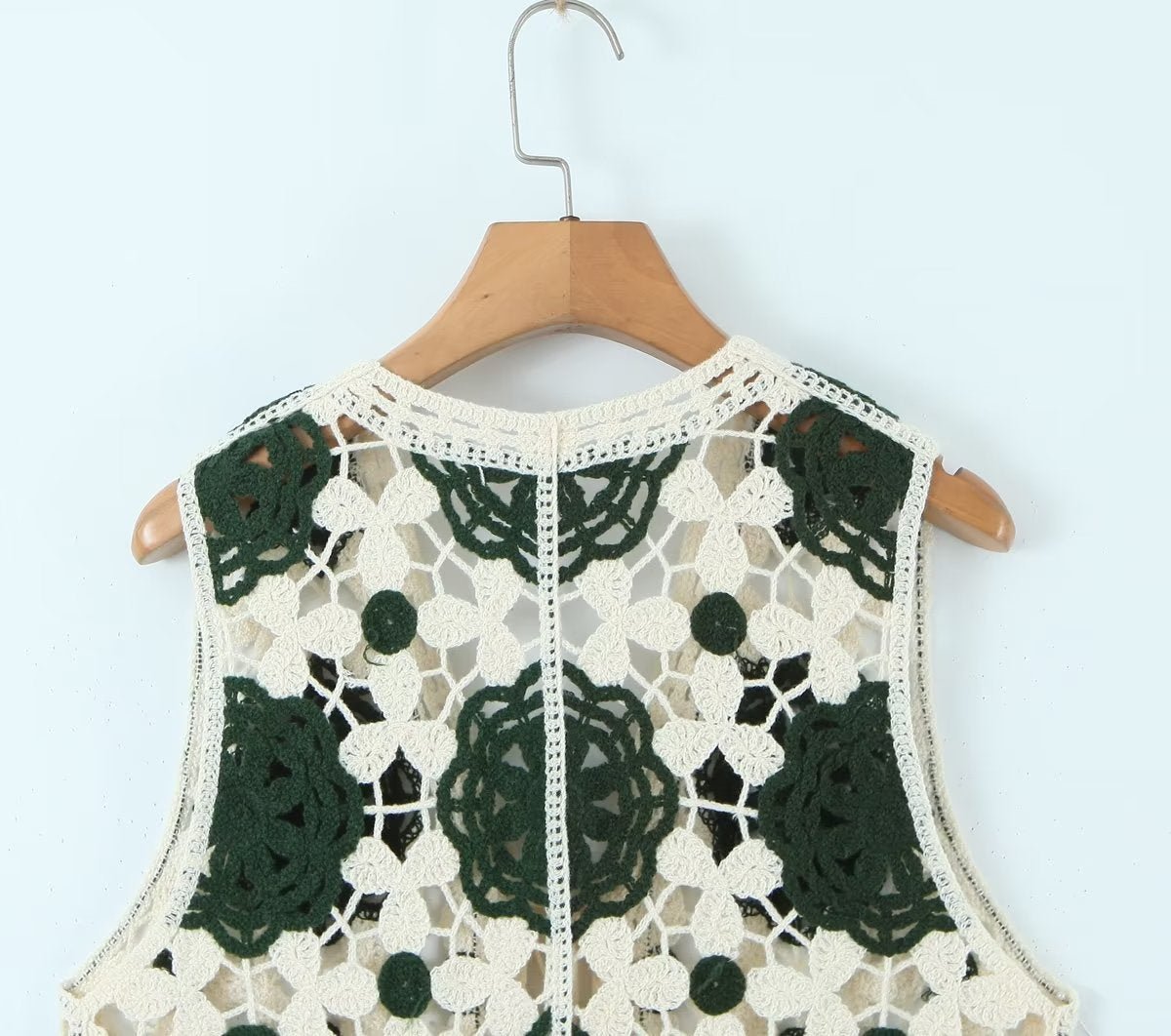 Spring Arrival Contrast Color Crocheted Top Comfort Casual Women Clothing Hong Kong Retro Hollow Out Cutout Design Vest Bella Mia