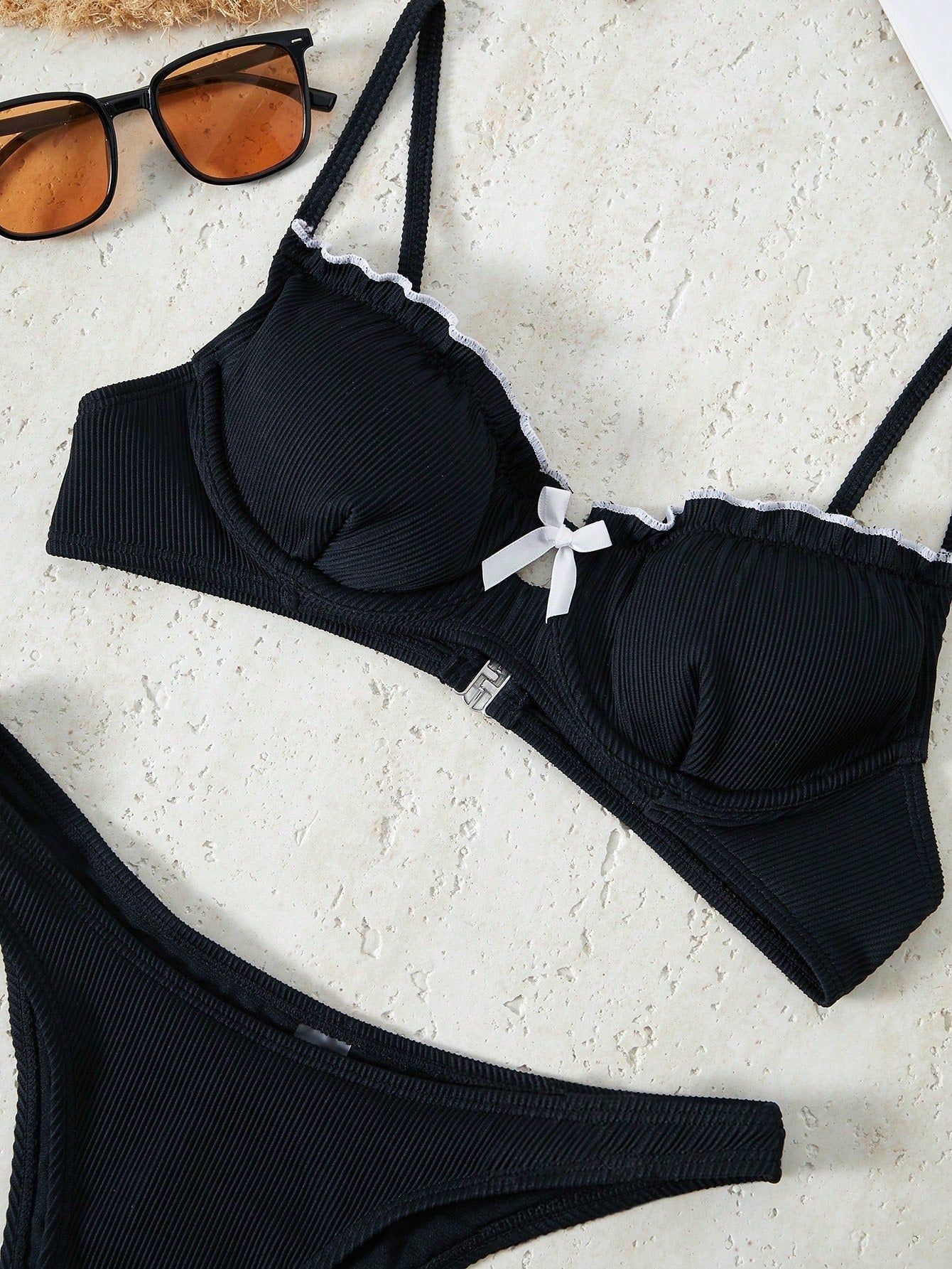Bikinx Solid Color Contrast Binding Thin Strap Bikini Set With Underwire Bella Mia