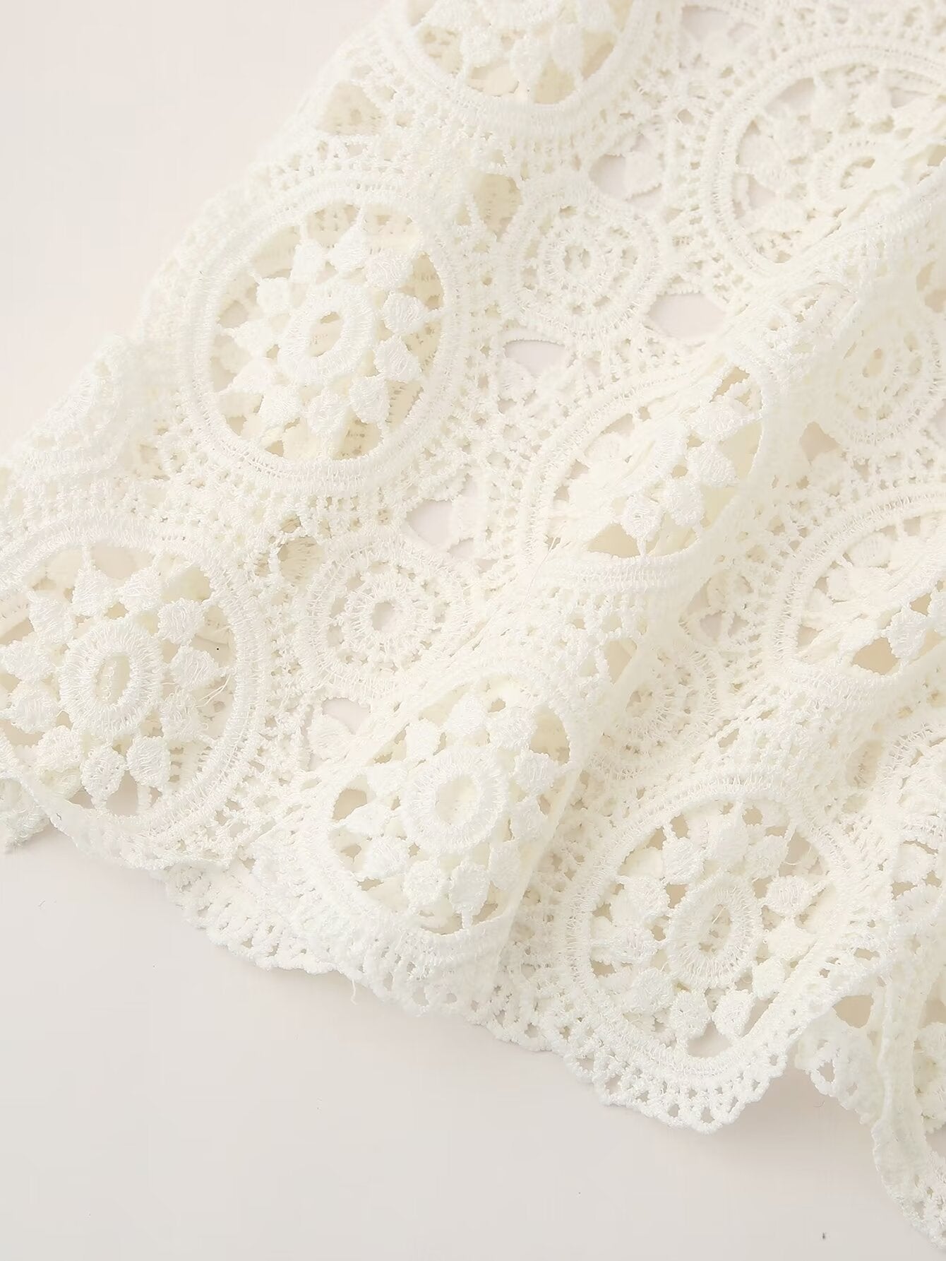 Spring Women Clothing Lace Embroidery Slim Fit Maxi Dress Women Bella Mia