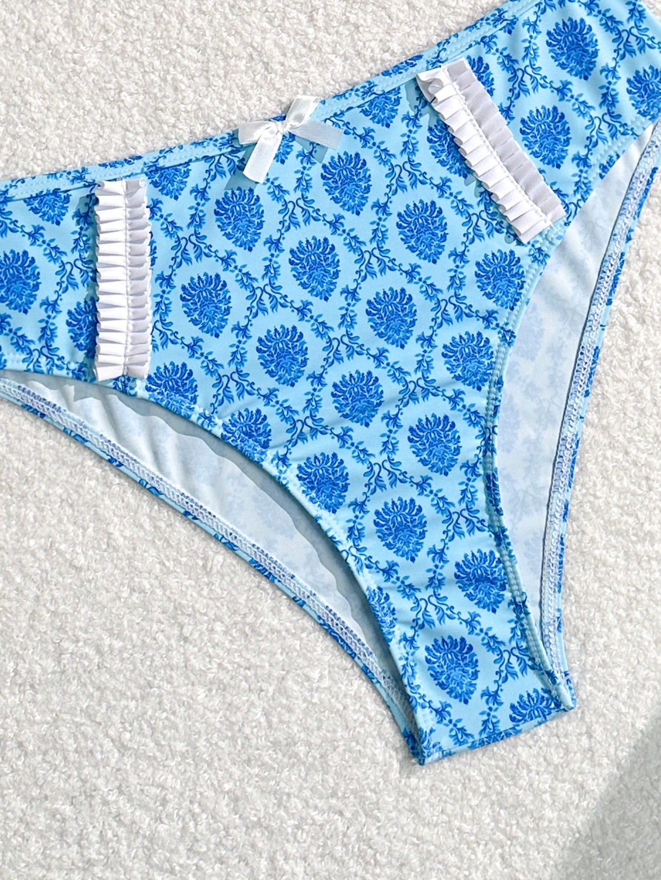 Bikinx Floral Printed Spliced Flounce Trim Women Bikini Set For Vacation Bella Mia