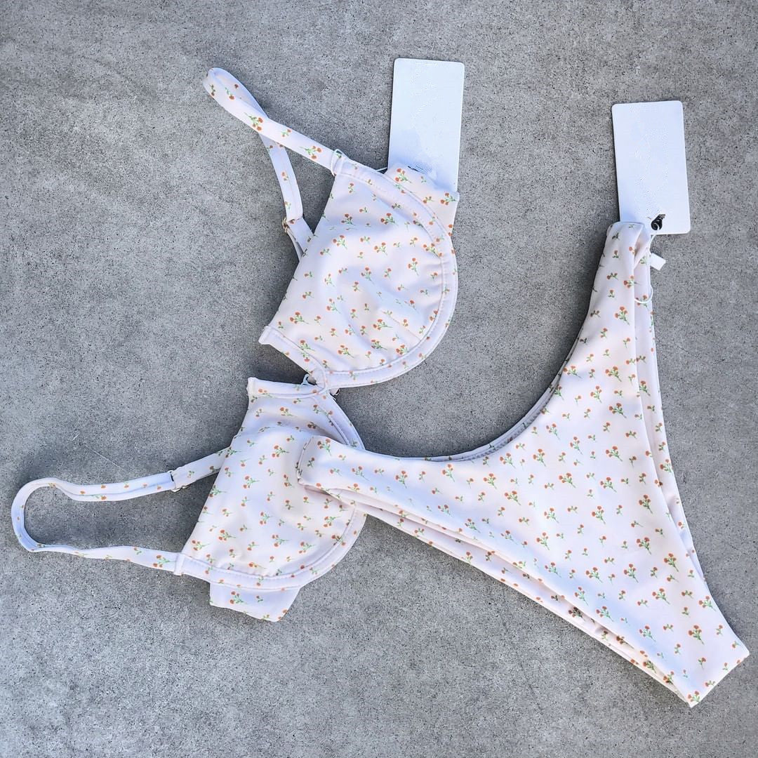 Women Seperated Swimwear Retro Dot Steel Bracket Gathered Sexy Bikini Bella Mia