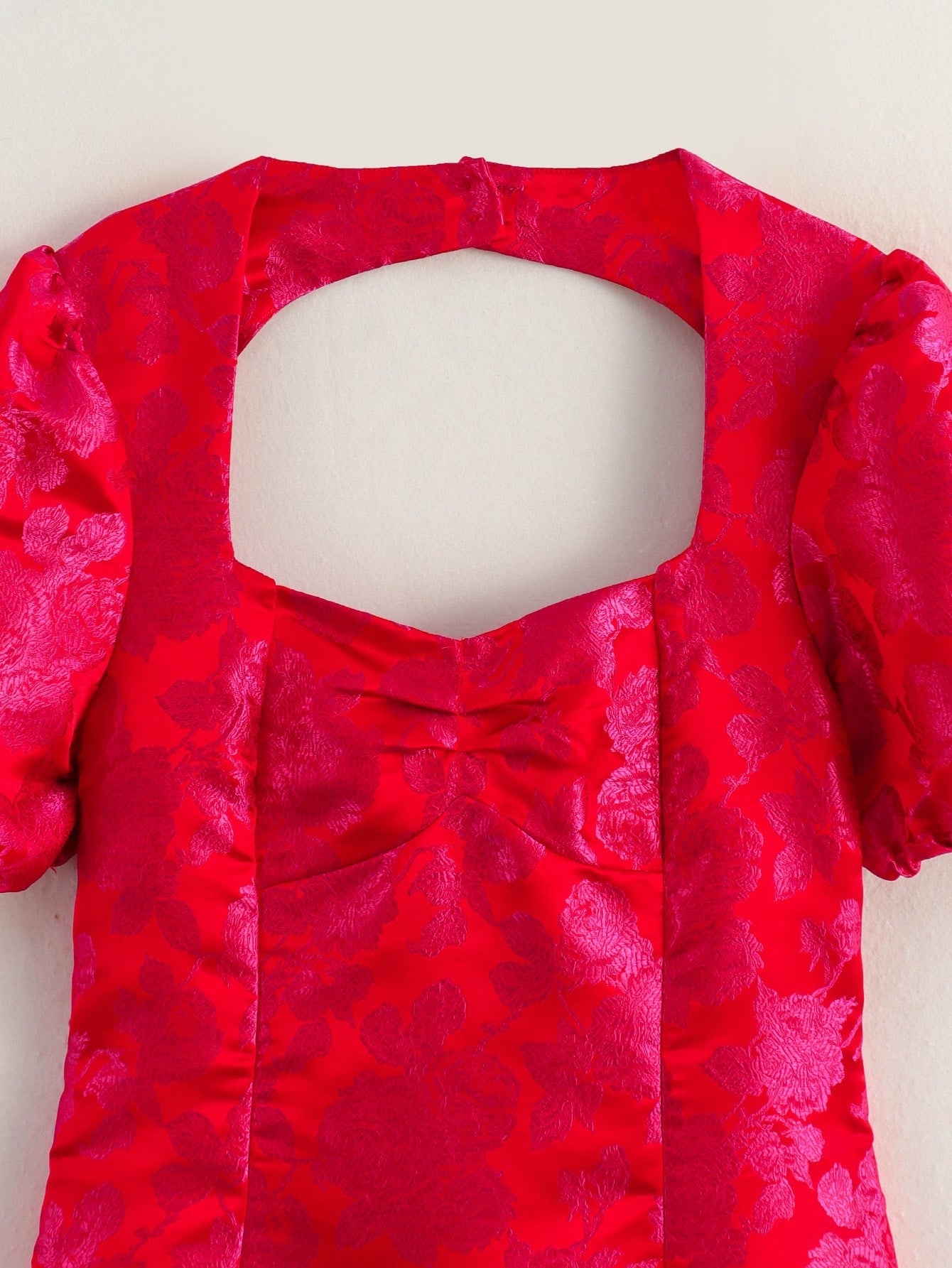 Sexy Square Neck Puff Sleeves Jacquard Dress Cross Backless Slim Fit Hip Wrapped Sexy Dress Bella Mia