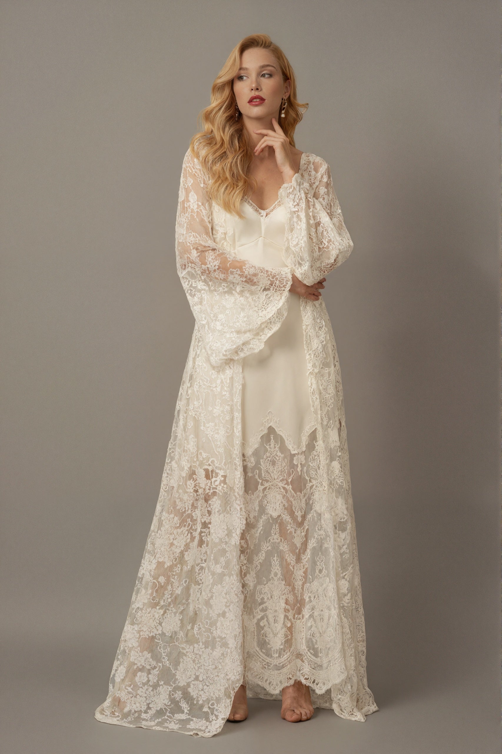Chantilly Lace Long Robe with Silky Satin Lace Nightgown - next day shipping SelenaHuanStudio