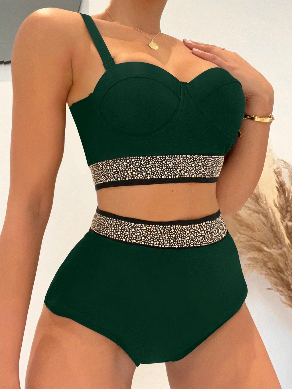 Bikini High Waist Sexy Steel Bracket Push up Split Swimsuit Bikini Black Swimsuit Bella Mia