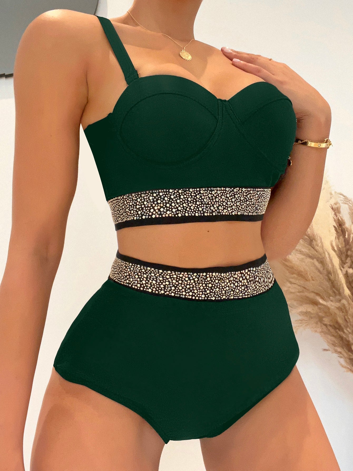 Bikini High Waist Sexy Steel Bracket Push up Split Swimsuit Bikini Black Swimsuit Bella Mia