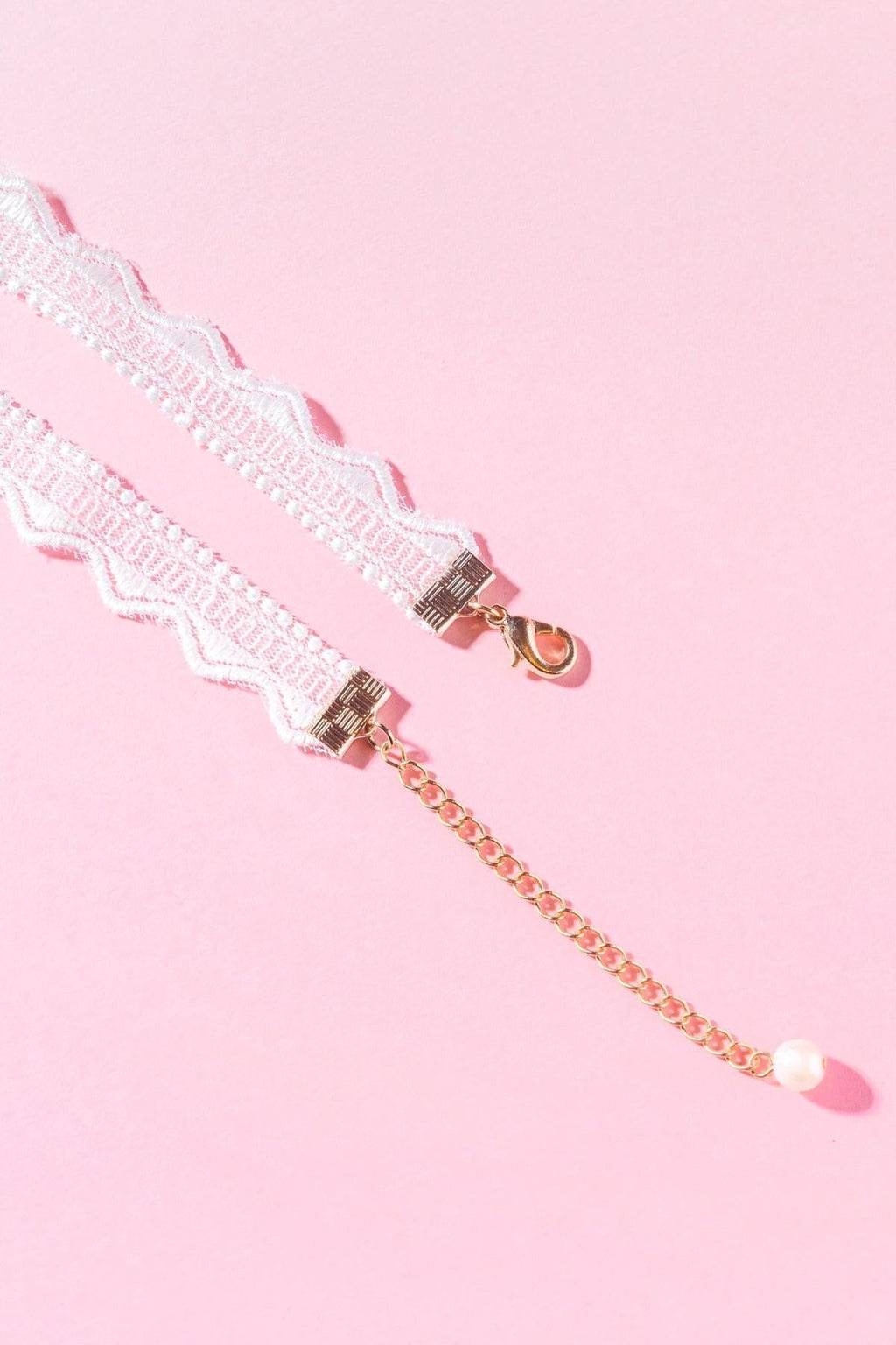 PRETTY IN LOVE CHOKER Flying Tomato