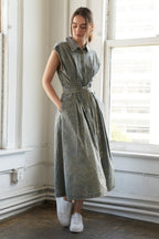 SUNSHINE SQUEEZE DENIM MIDI DRESS Flying Tomato