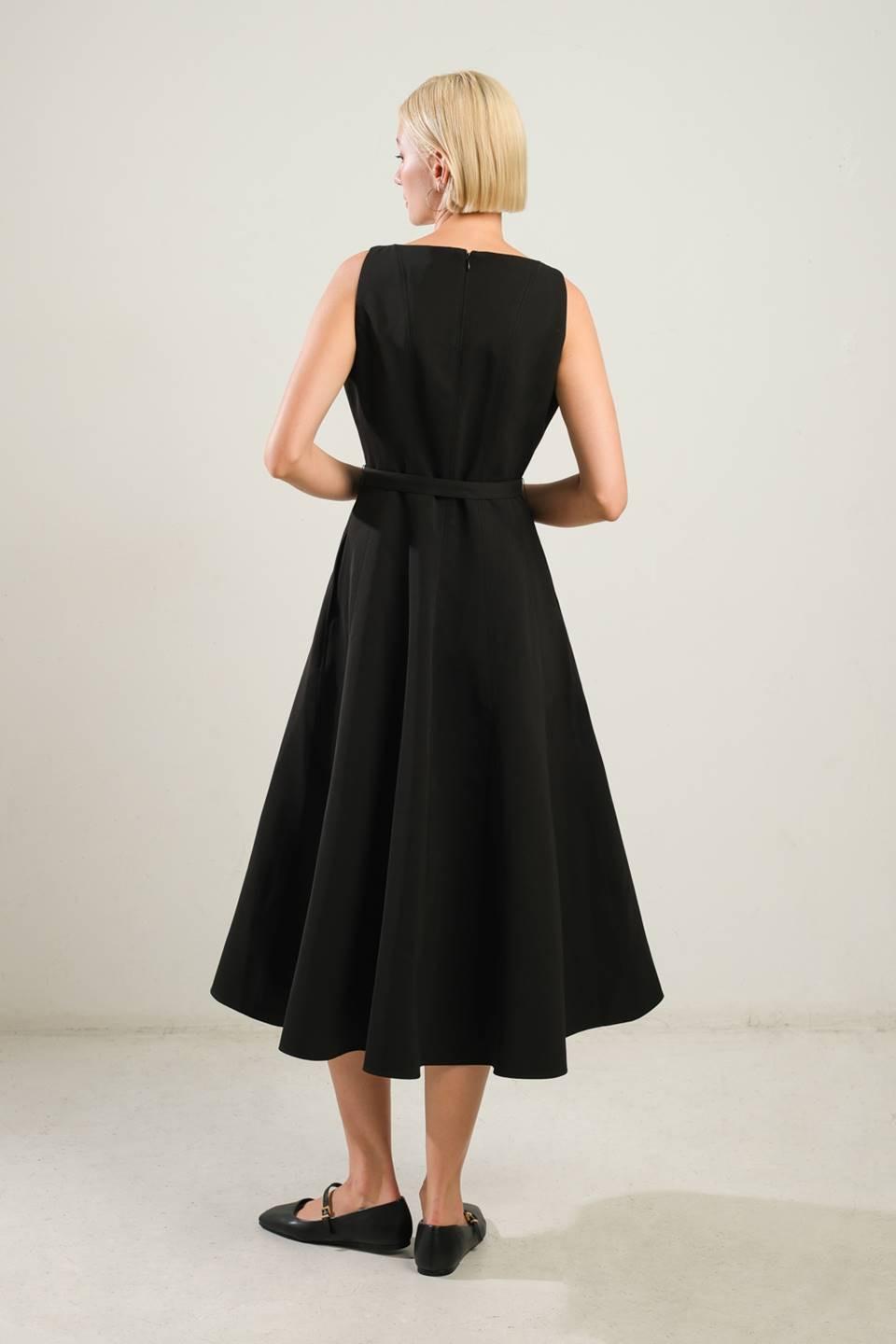 LIVING THE DREAM BLACK WOVEN MIDI DRESS Flying Tomato