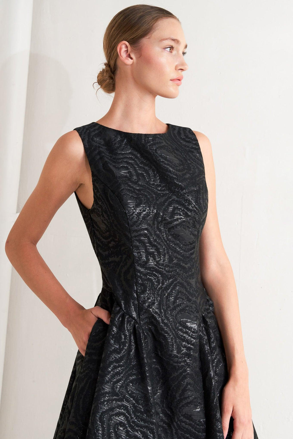 CHECK YOURSELF BLACK WOVEN MIDI DRESS Flying Tomato