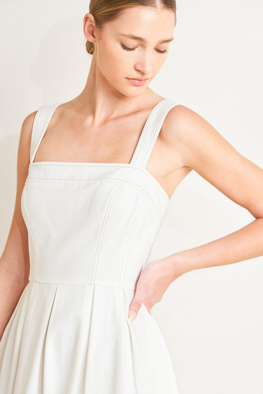 SERENE CHARM WOVEN MIDI DRESS Flying Tomato