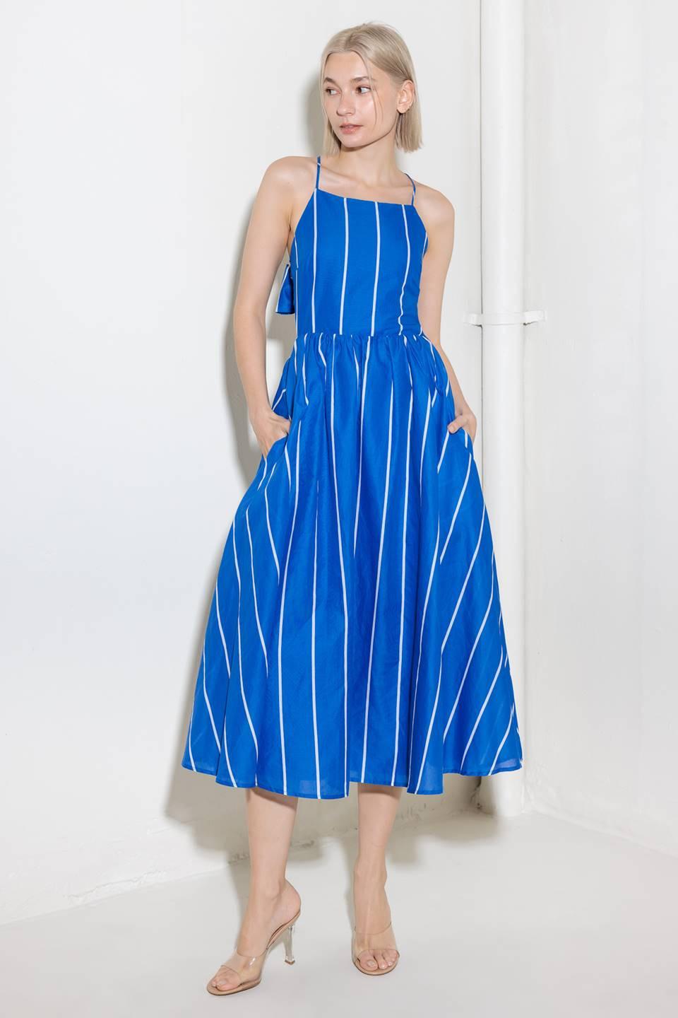 LET THE GOOD IN BLUE WOVEN MIDI DRESS Flying Tomato