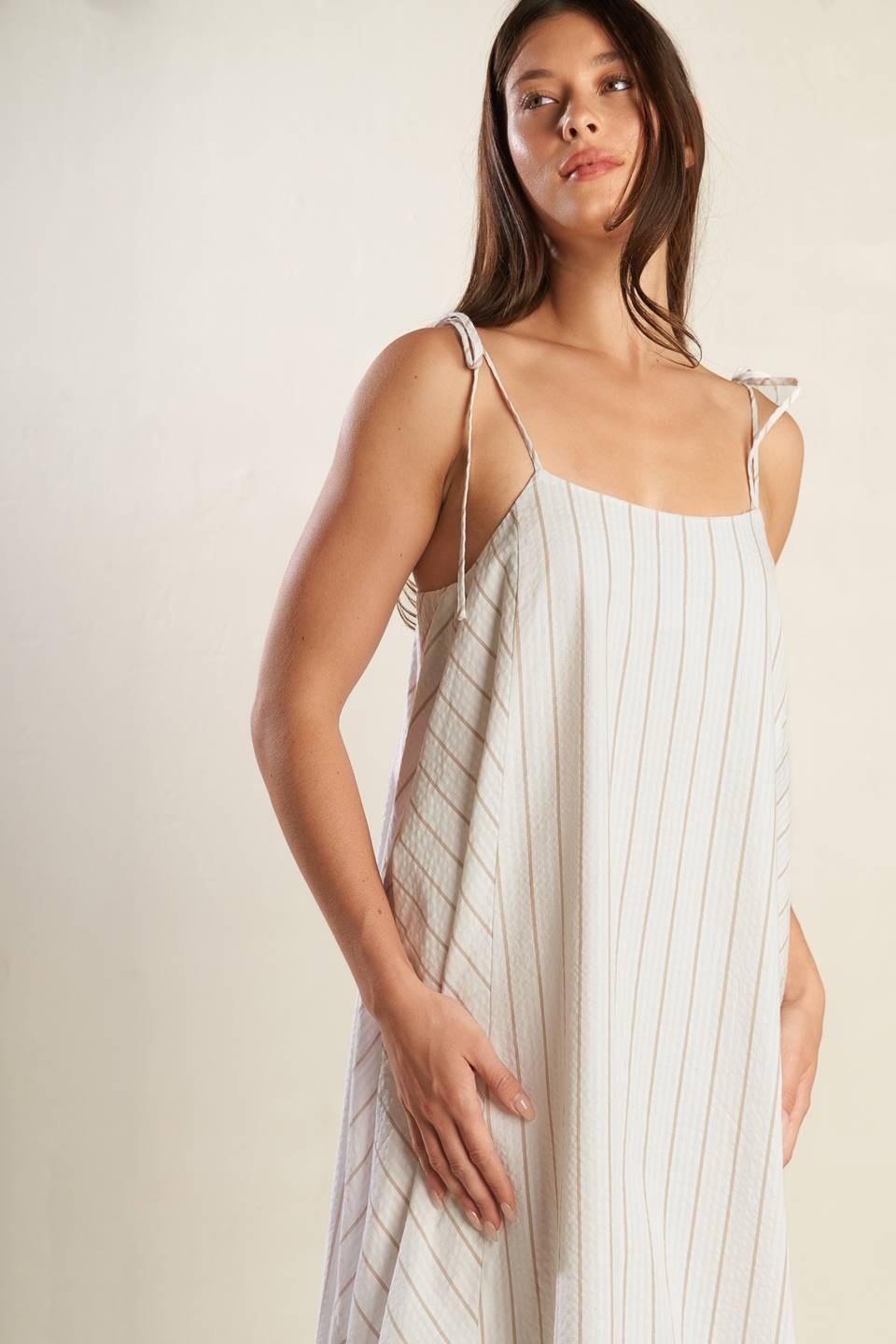JUST WONDERING WOVEN MIDI DRESS Flying Tomato