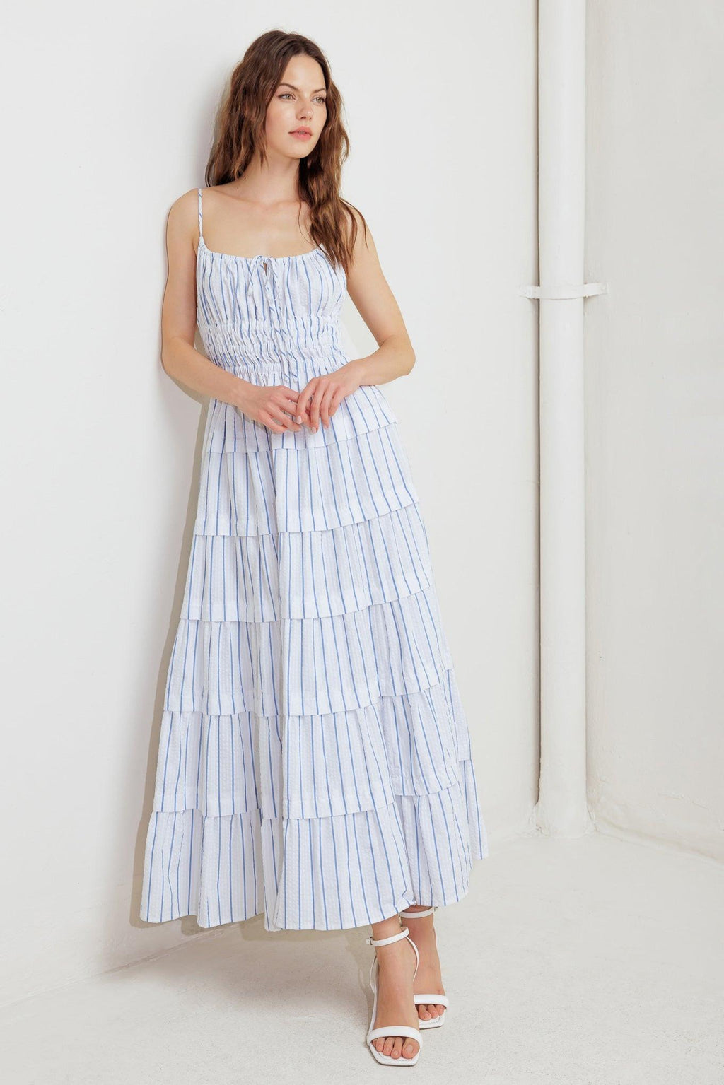 BREEZE NOTE WOVEN MIDI DRESS Flying Tomato