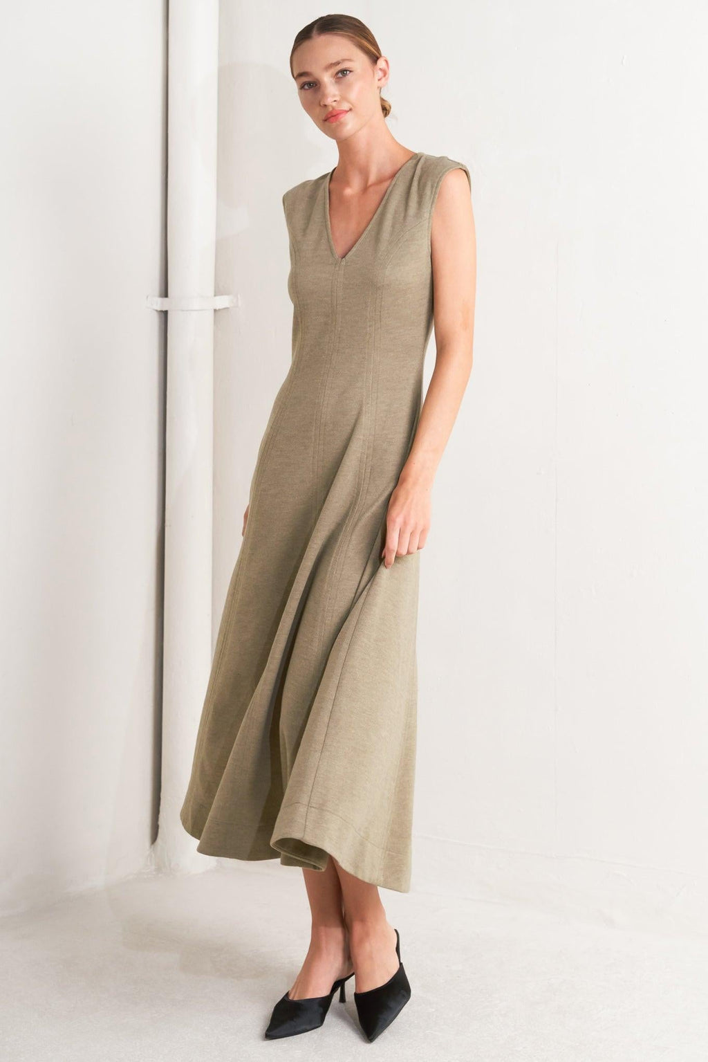 SOPHISTICATED SIMPLICITY WOVEN KNIT MIDI DRESS Flying Tomato
