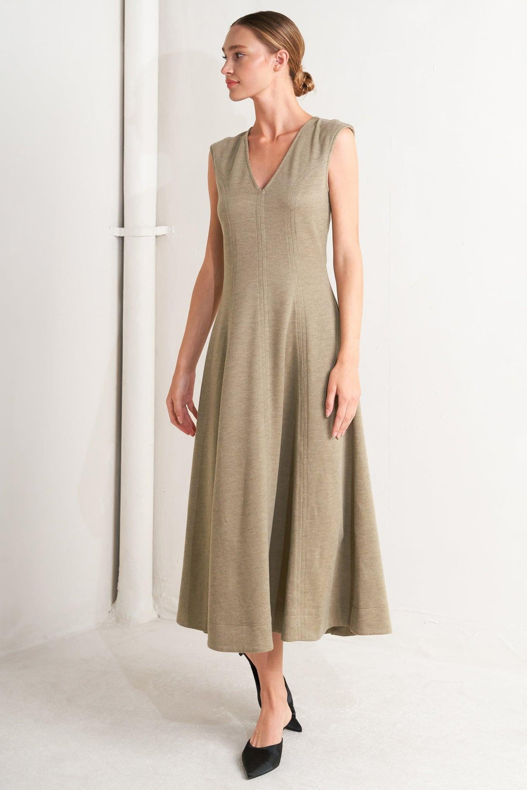 SOPHISTICATED SIMPLICITY WOVEN KNIT MIDI DRESS Flying Tomato