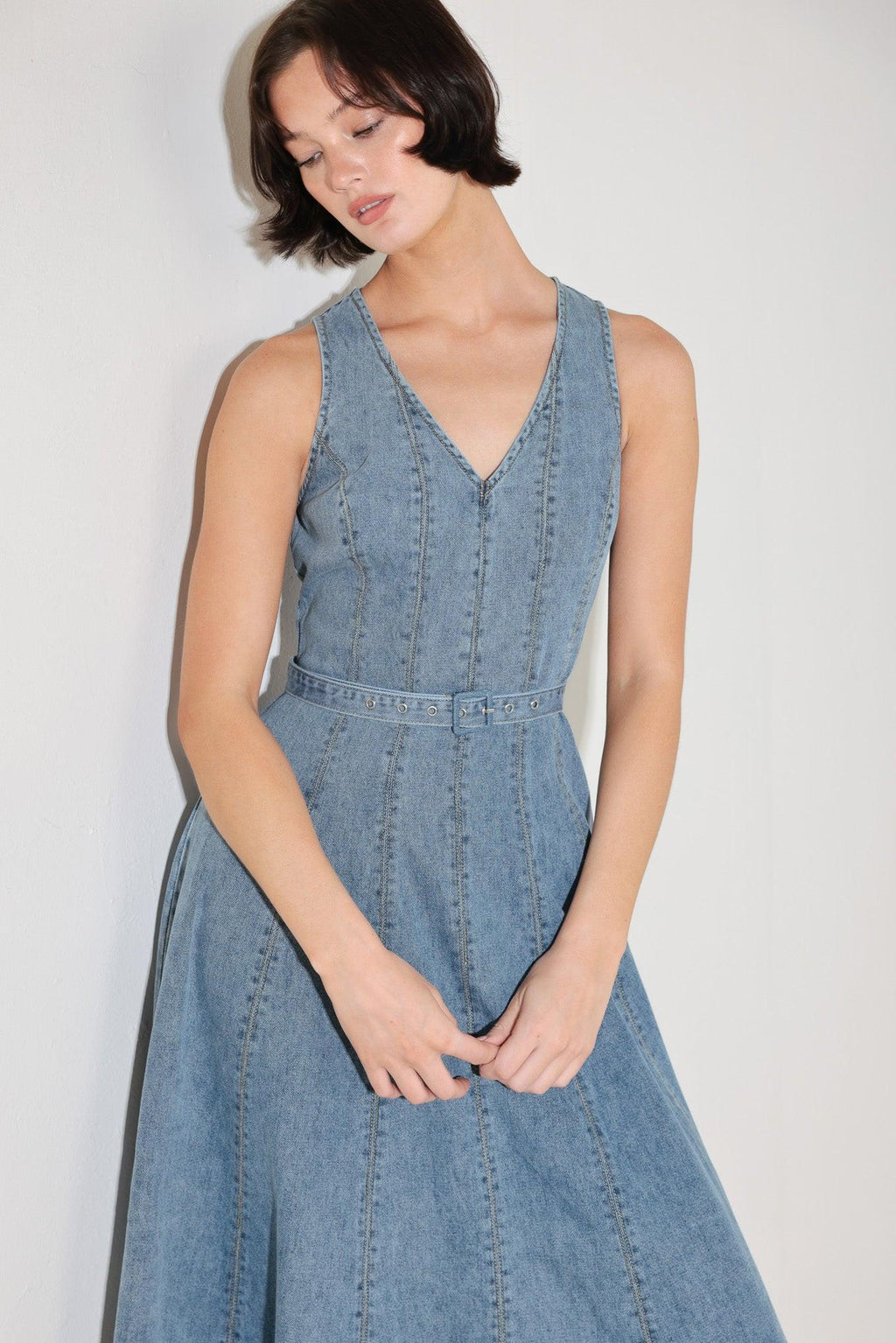 SIMPLY STUNNING DENIM MIDI DRESS Flying Tomato