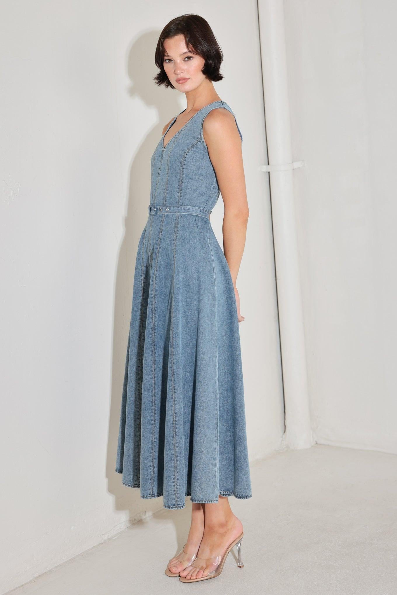 SIMPLY STUNNING DENIM MIDI DRESS Flying Tomato