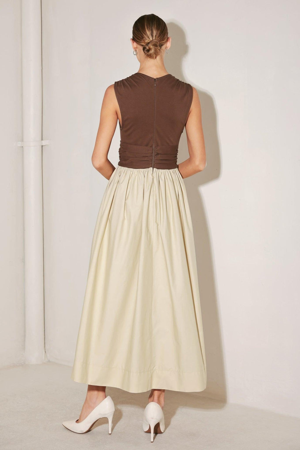 ANGEL VEIL SOLID MIDI DRESS Flying Tomato