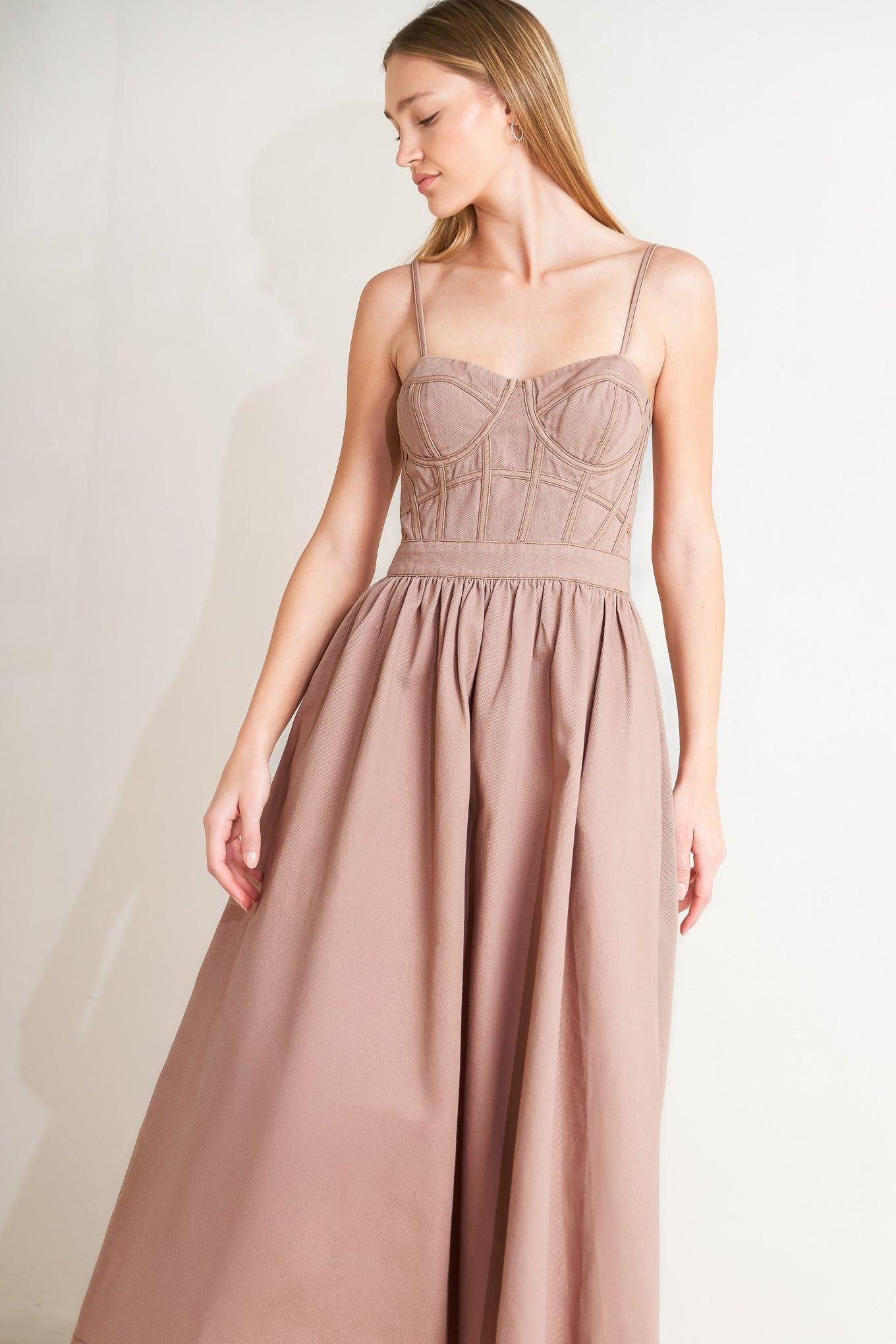 UNDERSTATED GLAM WOVEN TWILL MIDI DRESS Flying Tomato