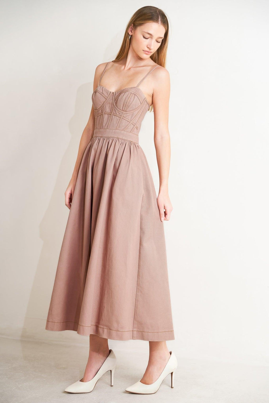 UNDERSTATED GLAM WOVEN TWILL MIDI DRESS Flying Tomato