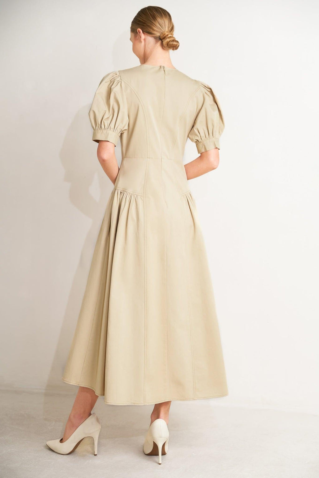 UNDERSTATED ICON WOVEN MIDI DRESS Flying Tomato