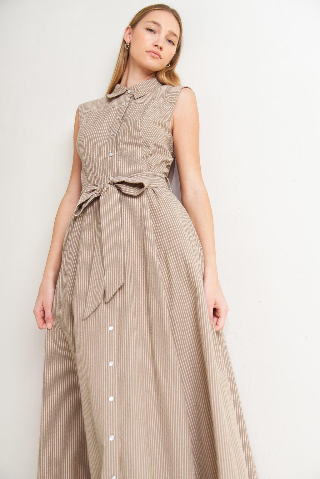 CAFE AU LAIT WOVEN MIDI DRESS Flying Tomato