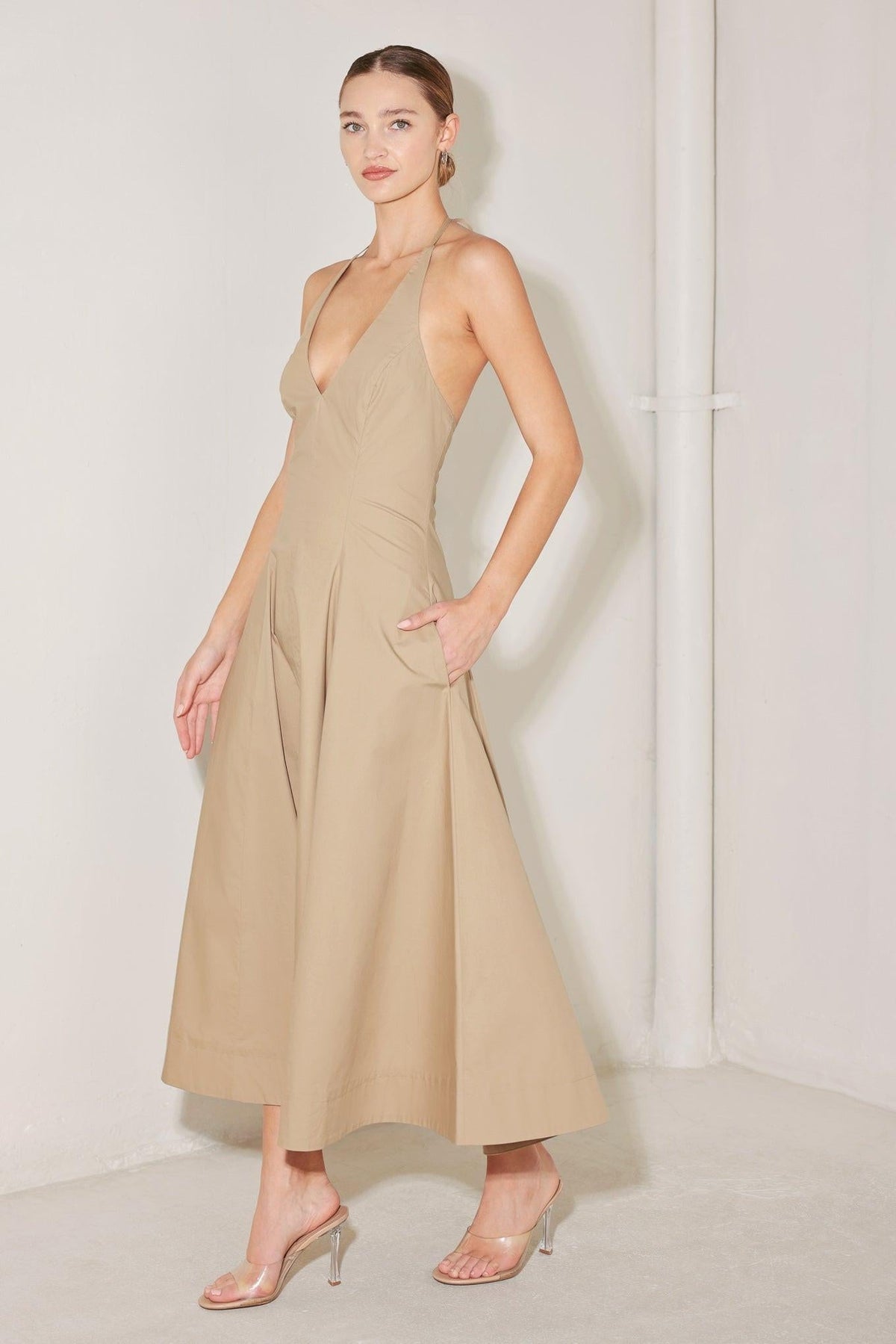 RESORT MAIN CHARACTER WOVEN MIDI DRESS Flying Tomato