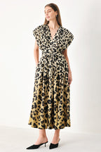 [PREORDER] WILD MUSE WOVEN MIDI DRESS Flying Tomato