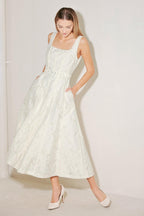 [PREORDER] LOVE IN SLOW MOTION WOVEN JACQUARD MIDI DRESS Flying Tomato