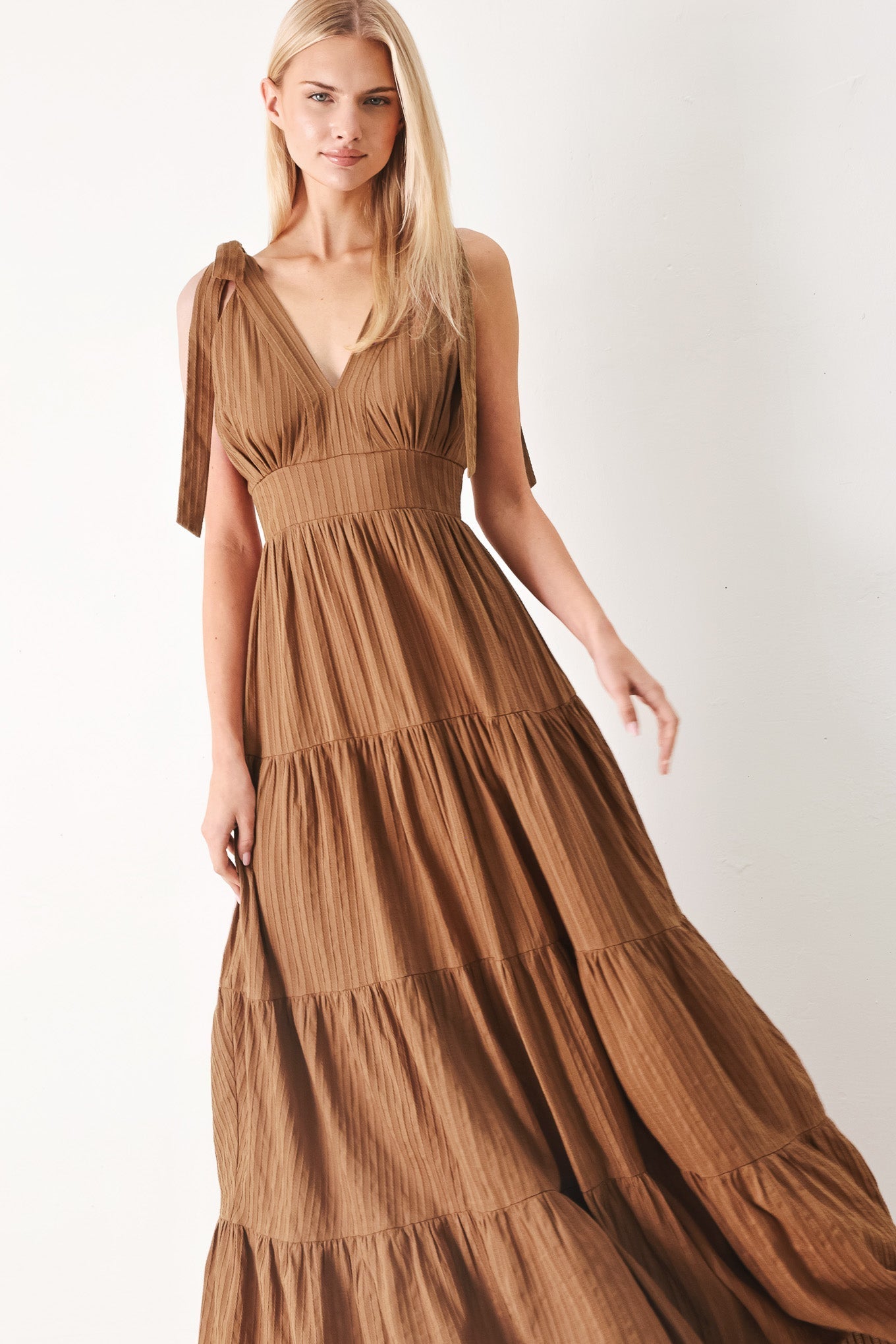CALM BEAUTY WOVEN MAXI DRESS Flying Tomato