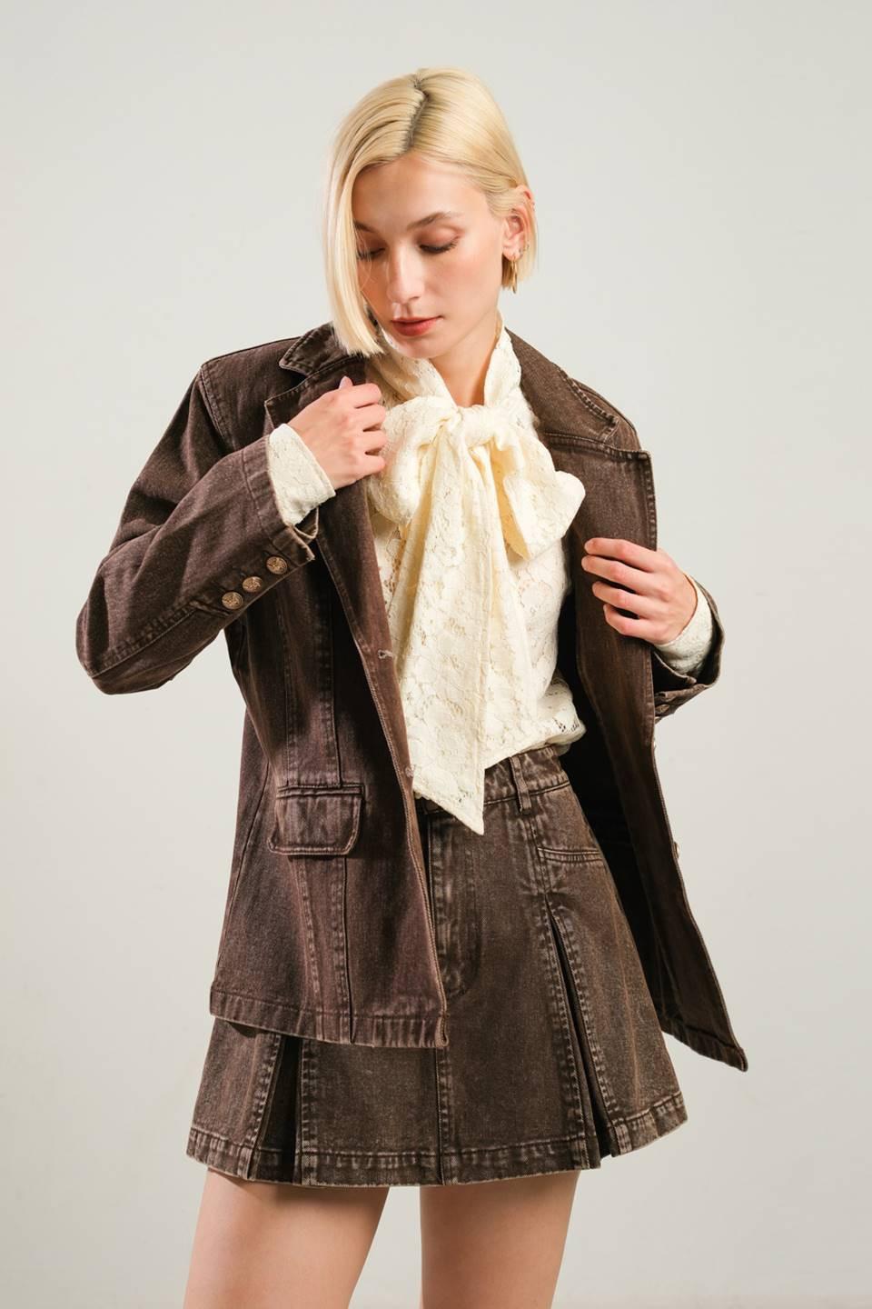 DARING CONFIDENCE DENIM BLAZER Flying Tomato