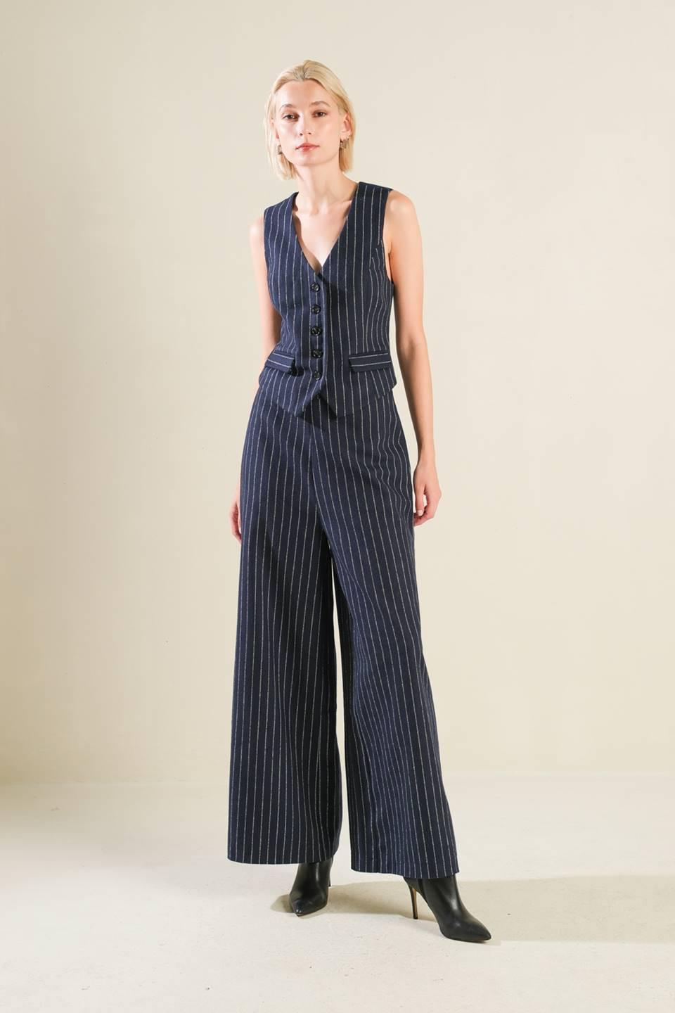 FOREVER CONNECTED WOVEN VEST Flying Tomato