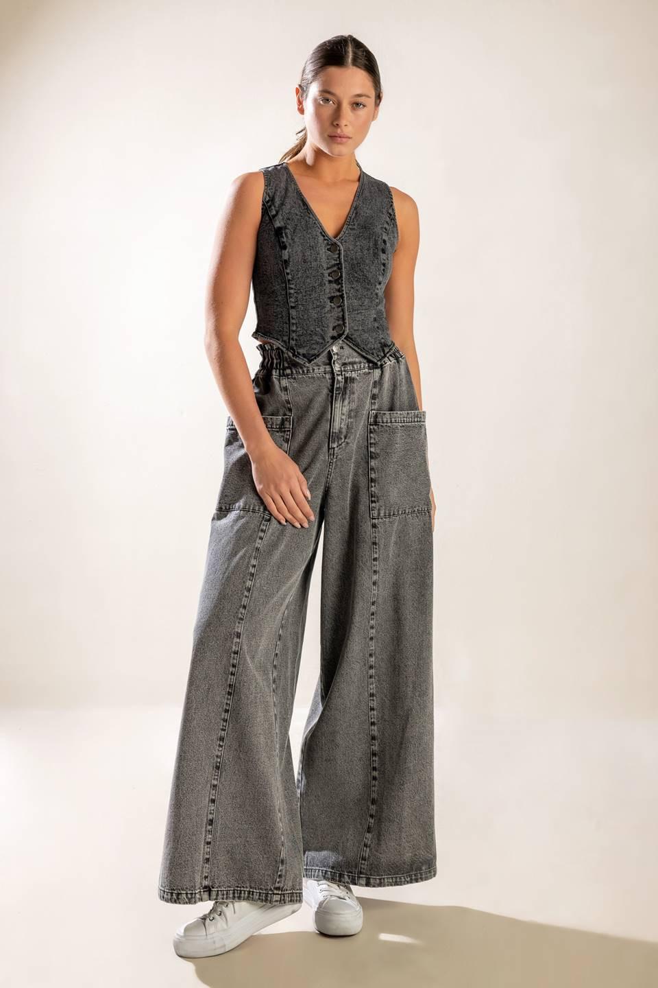 EXPLORING THE CITY DENIM VEST Flying Tomato