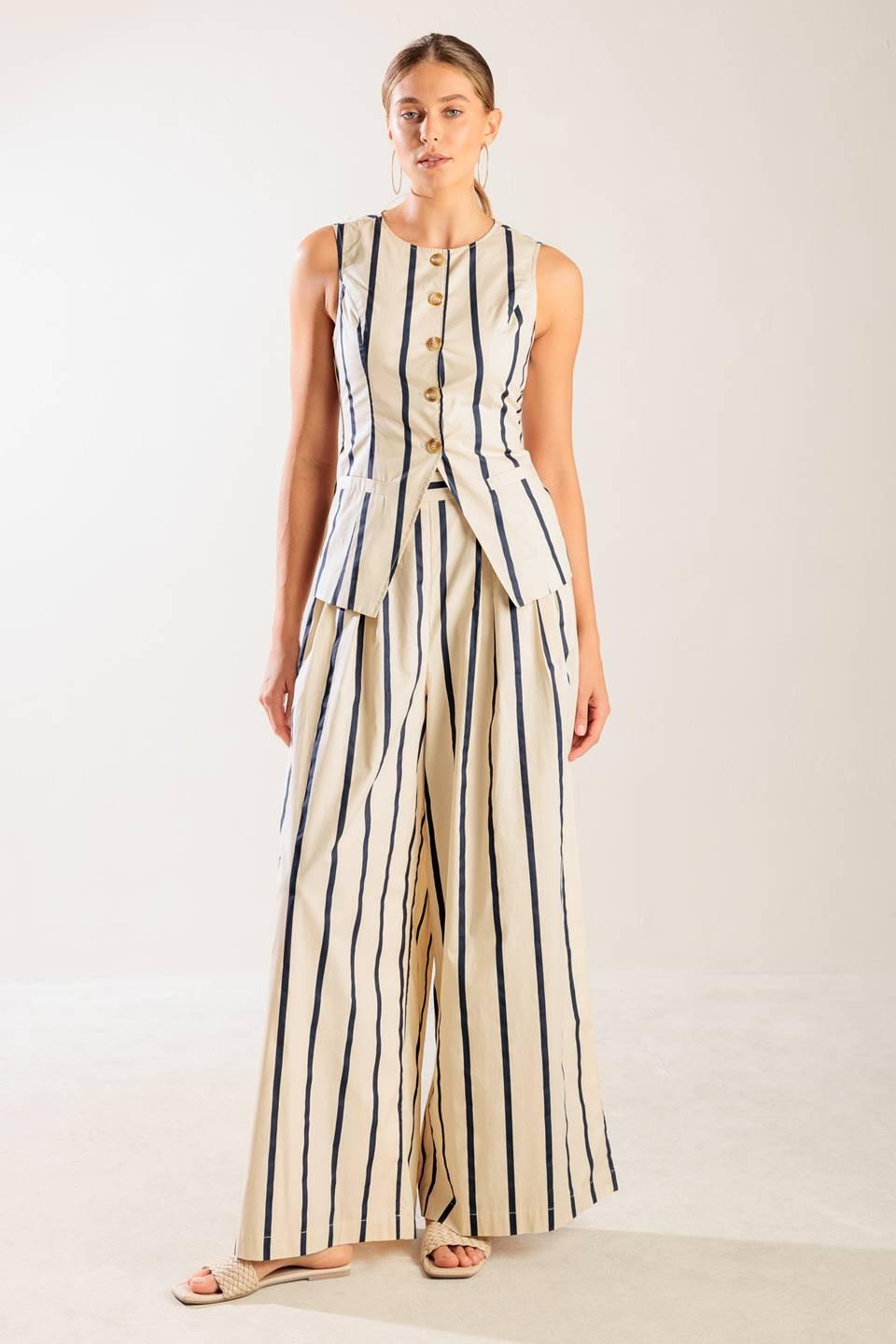 HERE AND NOW WOVEN VEST Flying Tomato