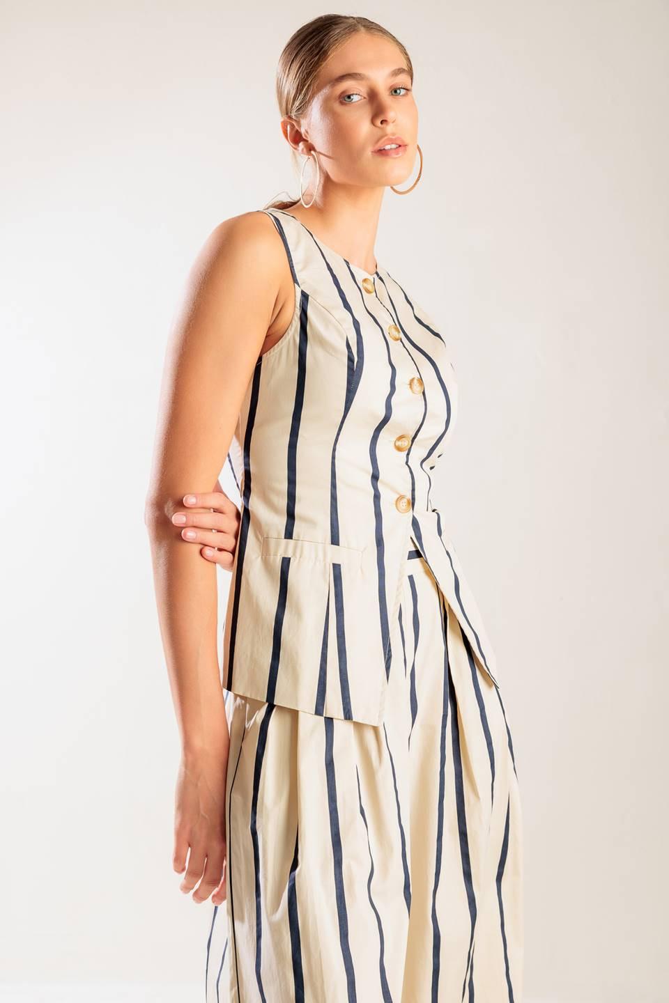 HERE AND NOW WOVEN VEST Flying Tomato