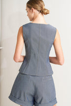 CONFIDENTLY COOL TAILORED WOVEN VEST Flying Tomato