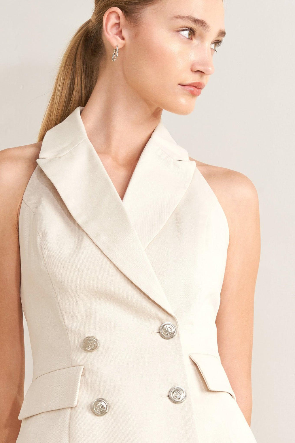 RUNWAY TAILORED WOVEN VEST Flying Tomato