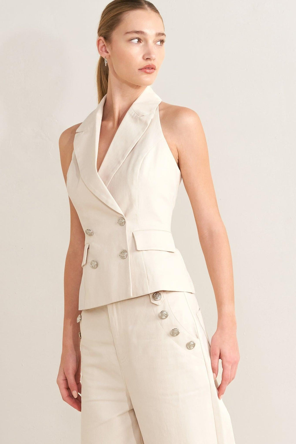 RUNWAY TAILORED WOVEN VEST Flying Tomato