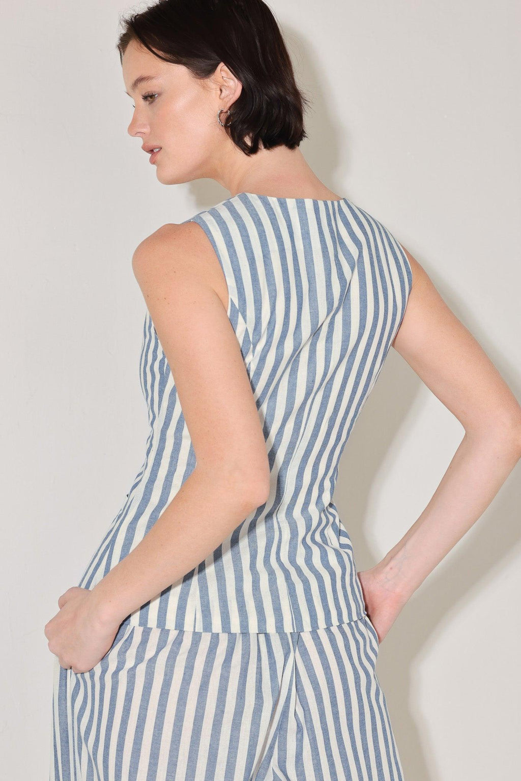 [PREORDER] OCEAN DRIVE RHYTHM WOVEN VEST Flying Tomato
