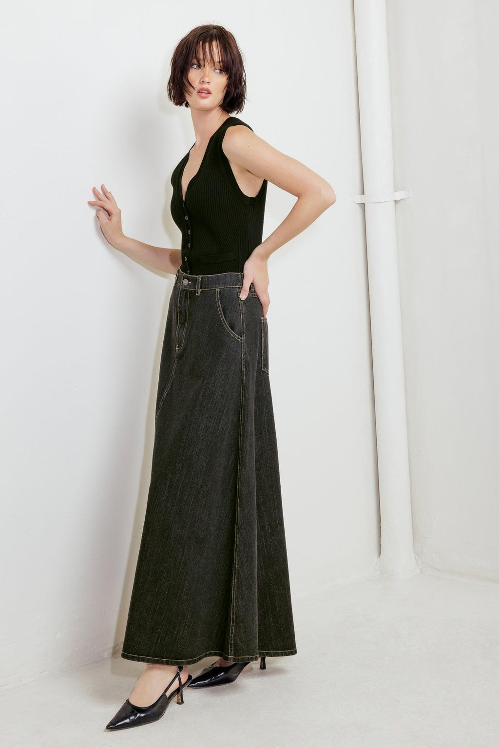 TRADING SECRETS DENIM SKIRT Flying Tomato