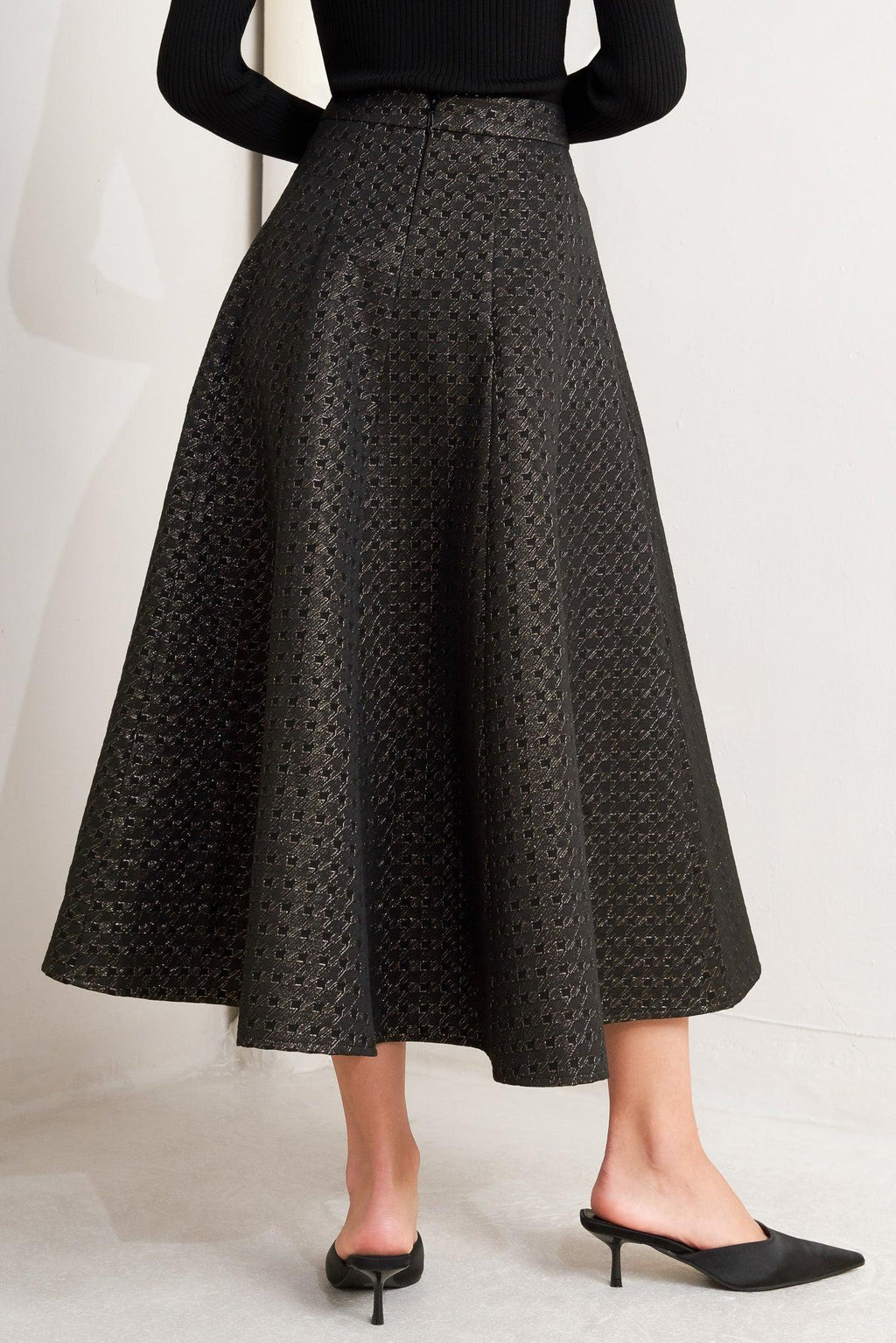 EVENING SCULPT METALLIC WOVEN CIRCLE SKIRT Flying Tomato