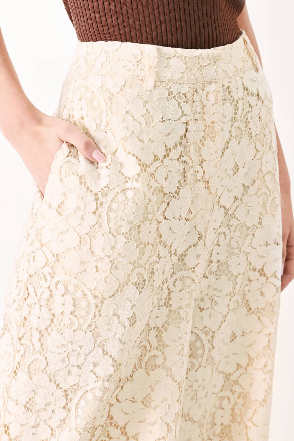 DELICATE BEAUTY WOVEN LACE PANTS Flying Tomato