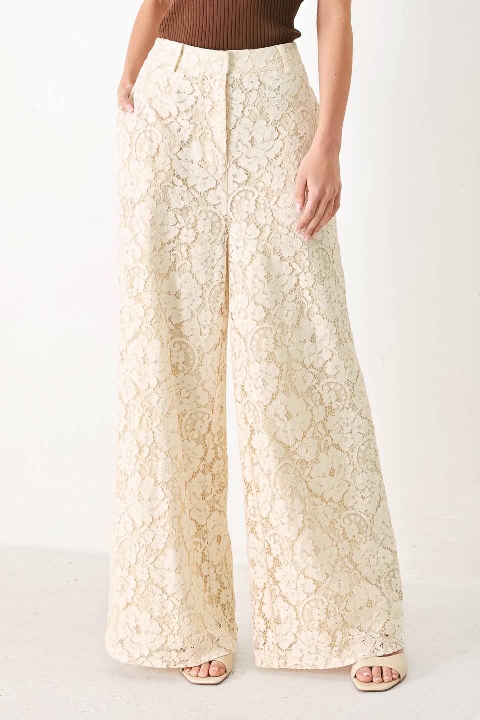 DELICATE BEAUTY WOVEN LACE PANTS Flying Tomato