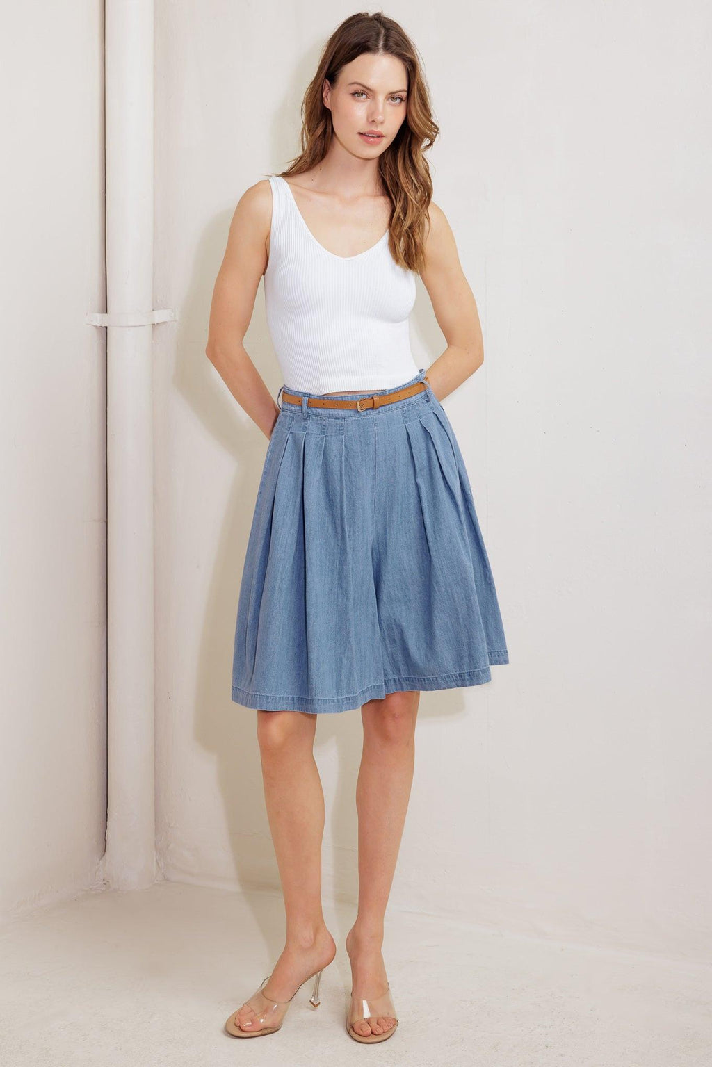 SERENITY HILL CHAMBRAY SHORT Flying Tomato