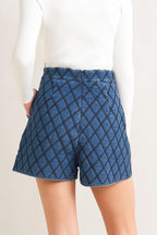MODERNLUXE QUILTED WOVEN SHORT Flying Tomato