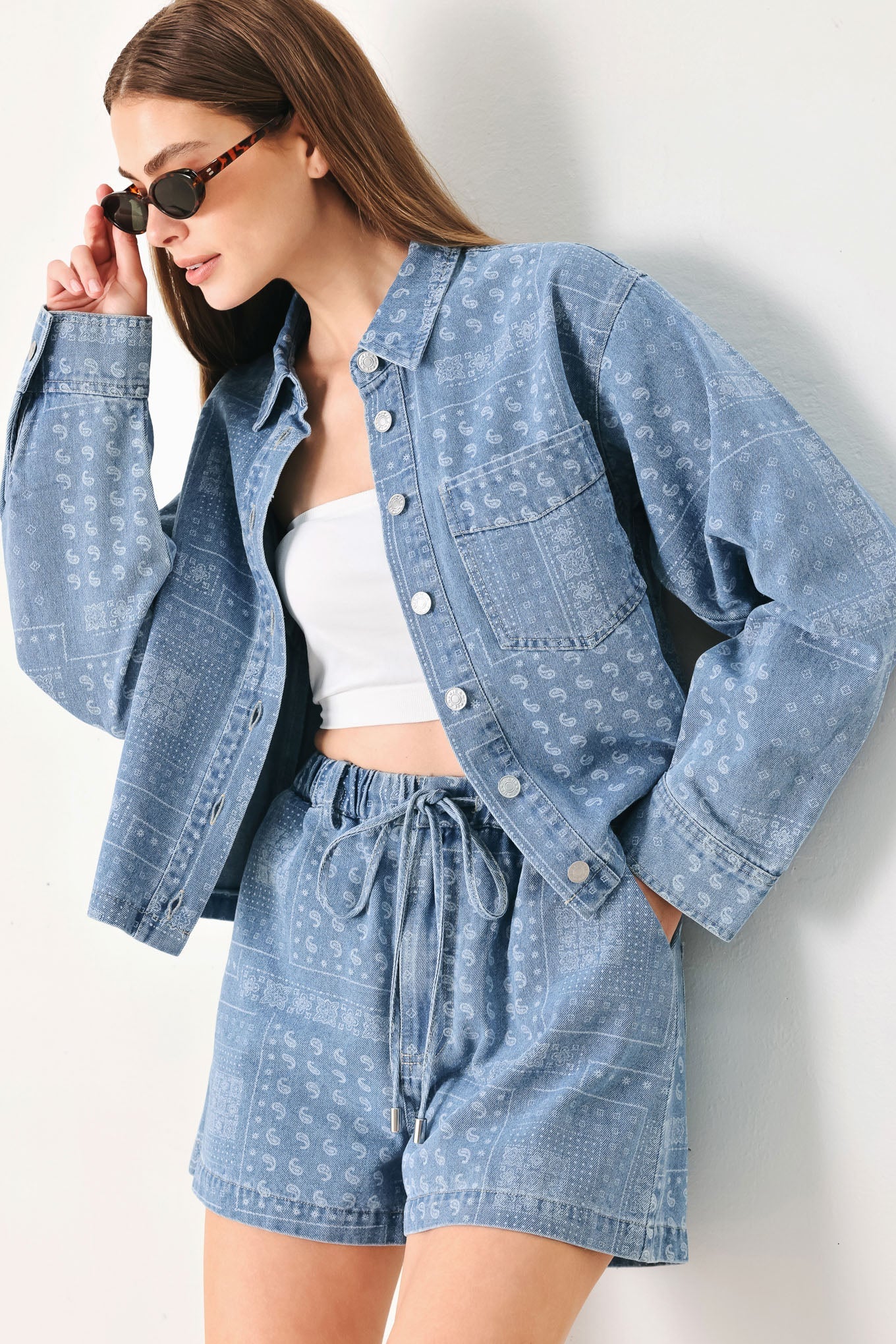 VINTAGE BANDANA DENIM SHORTS Flying Tomato